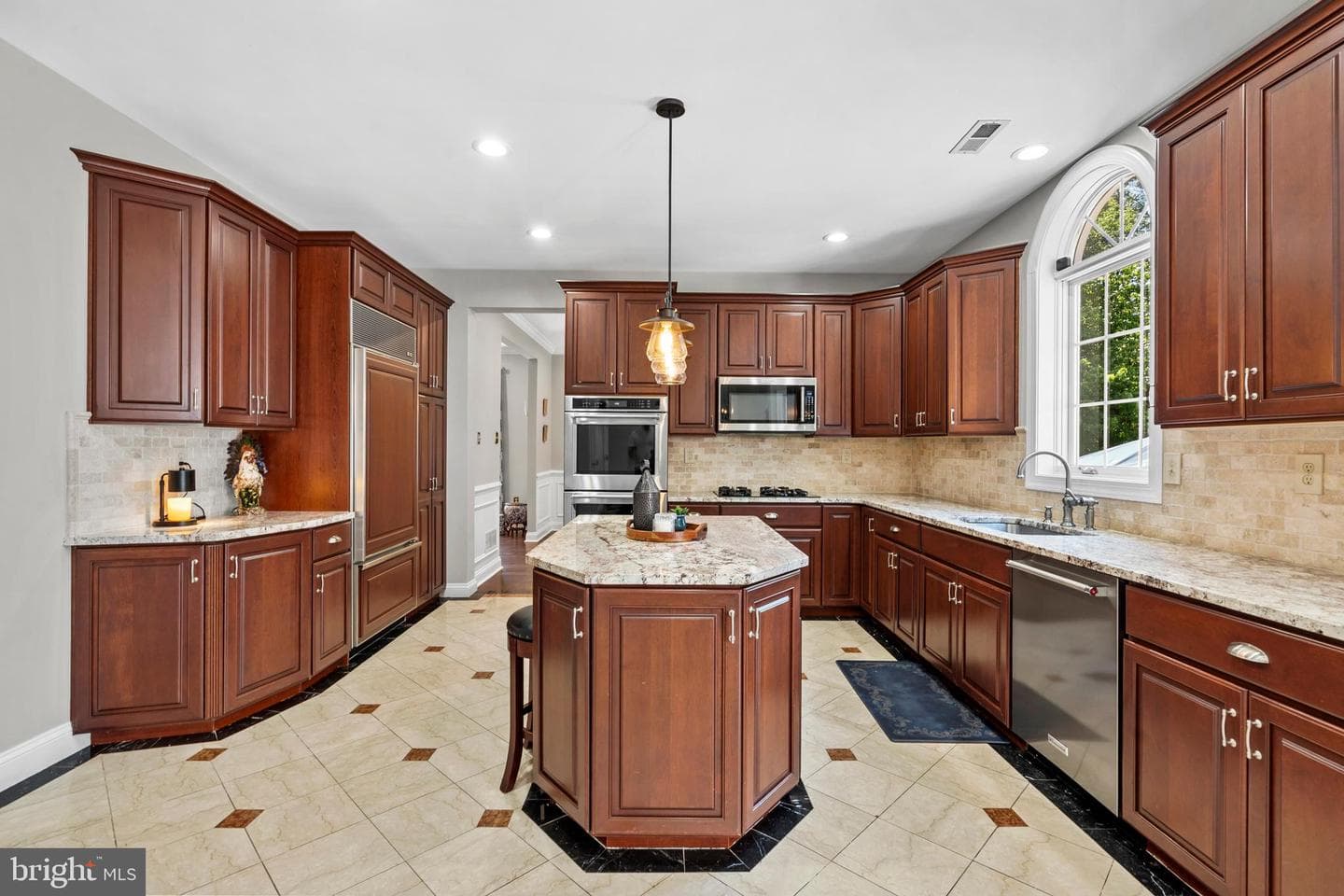 824 Warren Road photo 15