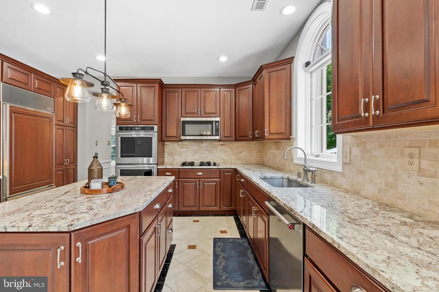 824 Warren Road photo 17