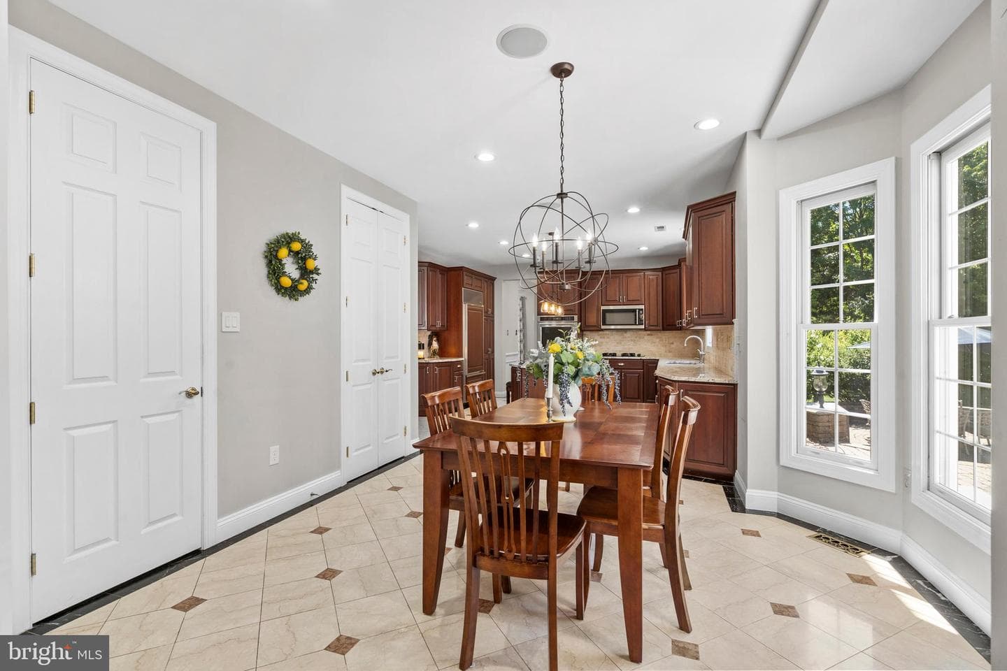 824 Warren Road photo 22