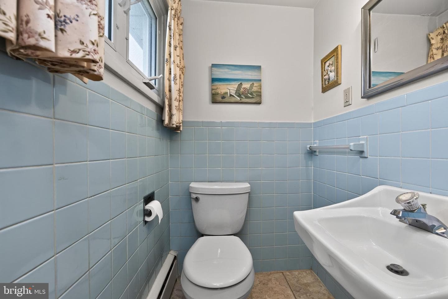 242 Grace Street photo 19