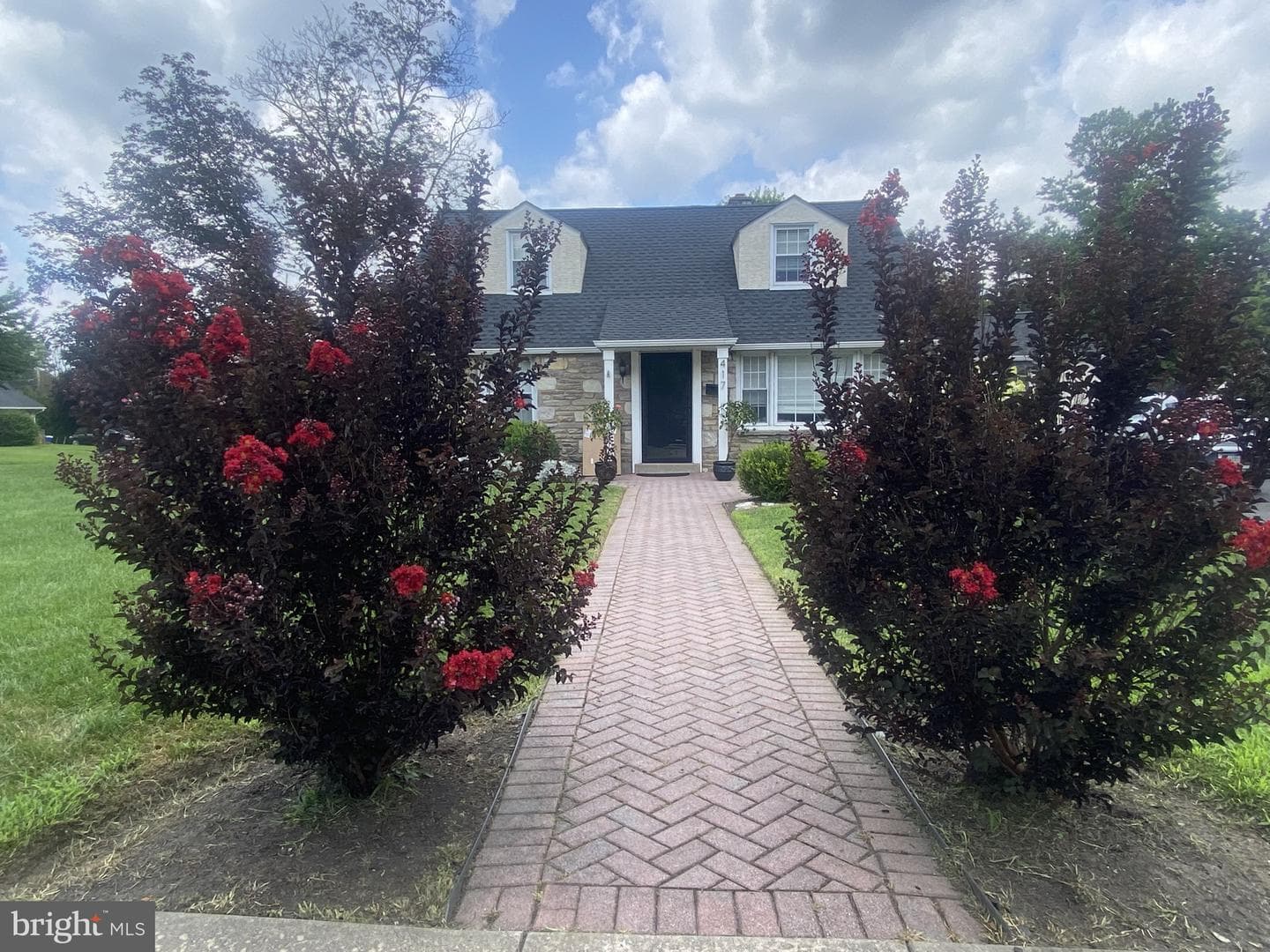 417 Suffolk Road photo 6
