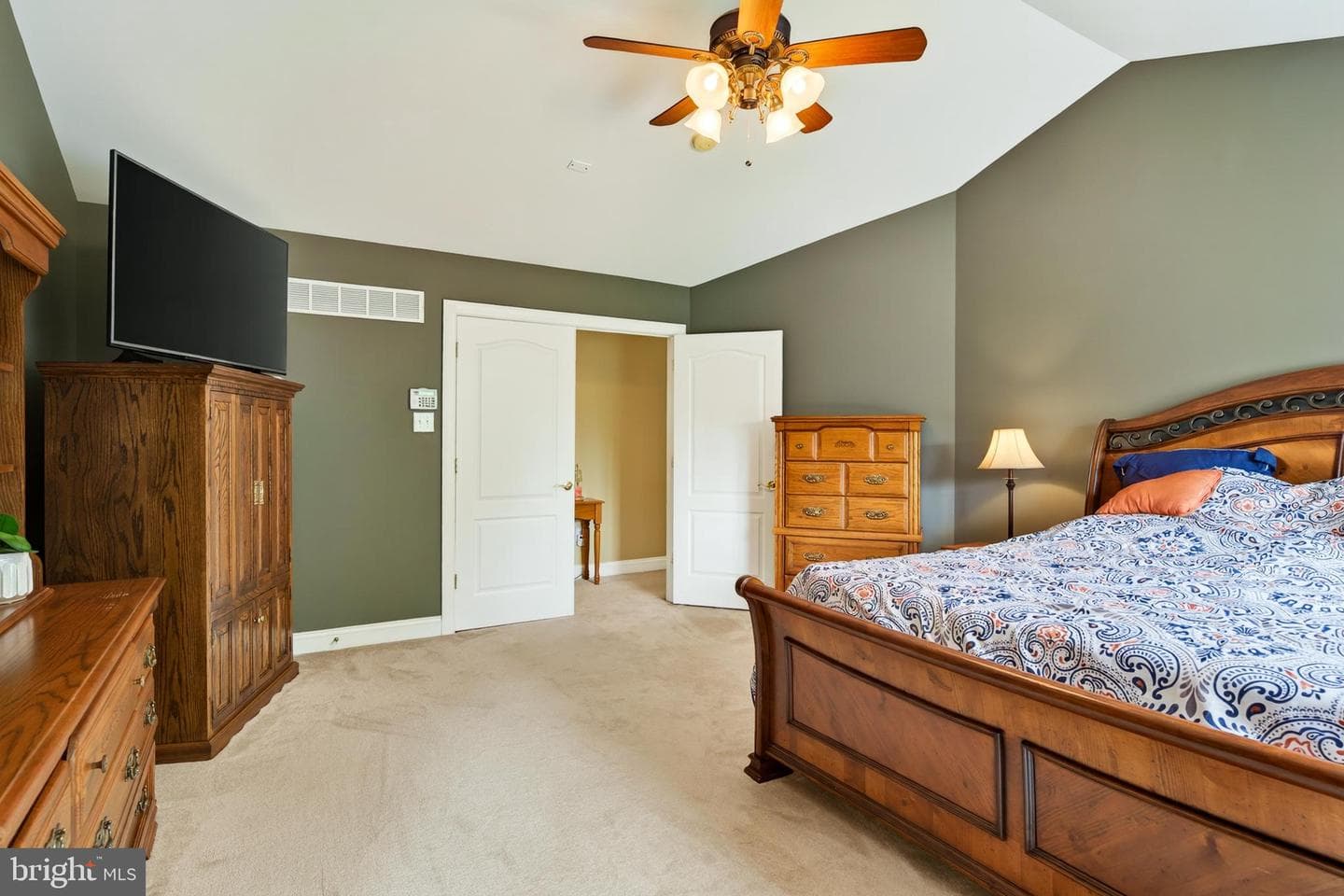 404 Maple Glen Circle photo 25