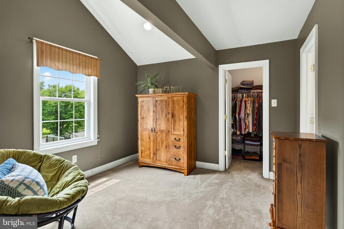404 Maple Glen Circle photo 26