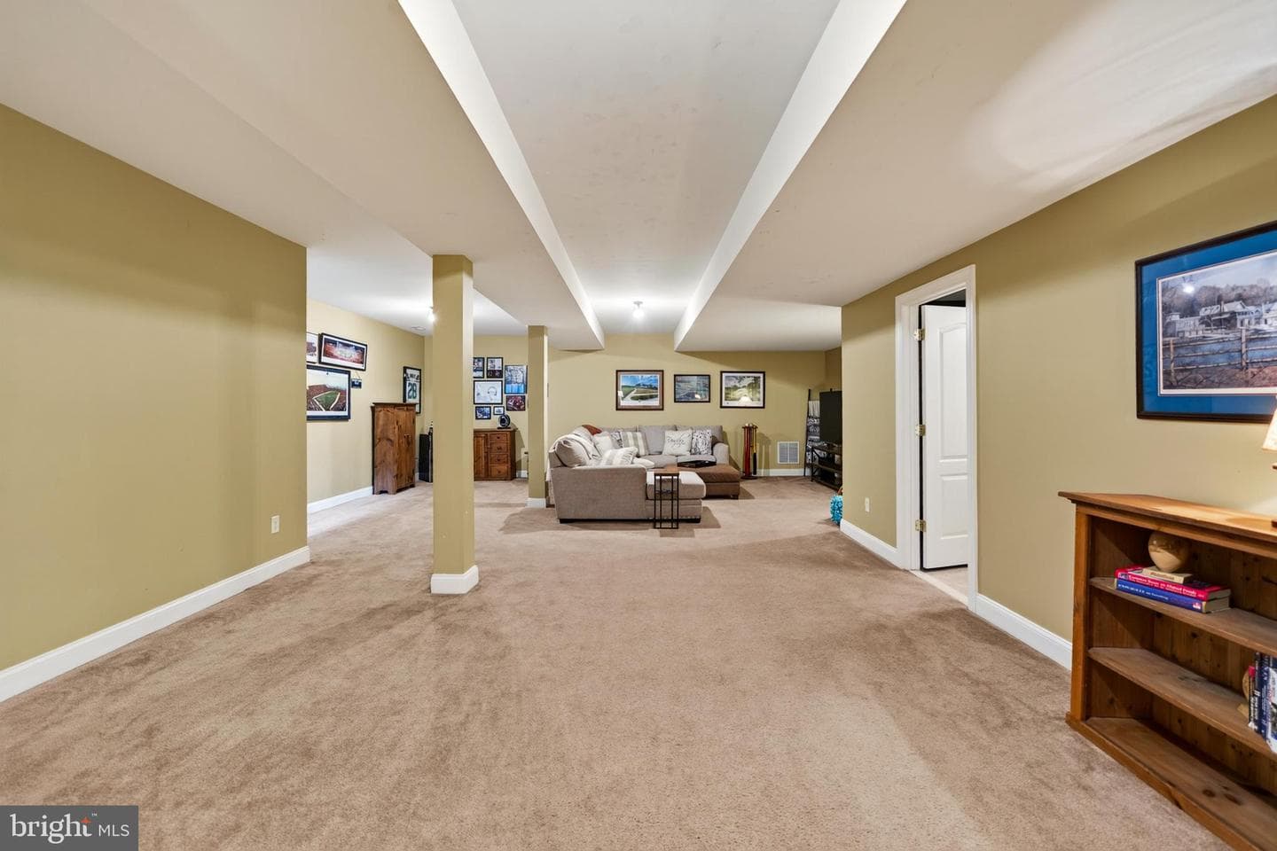 404 Maple Glen Circle photo 42
