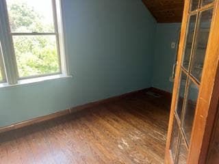 180 Pleasantview photo 31