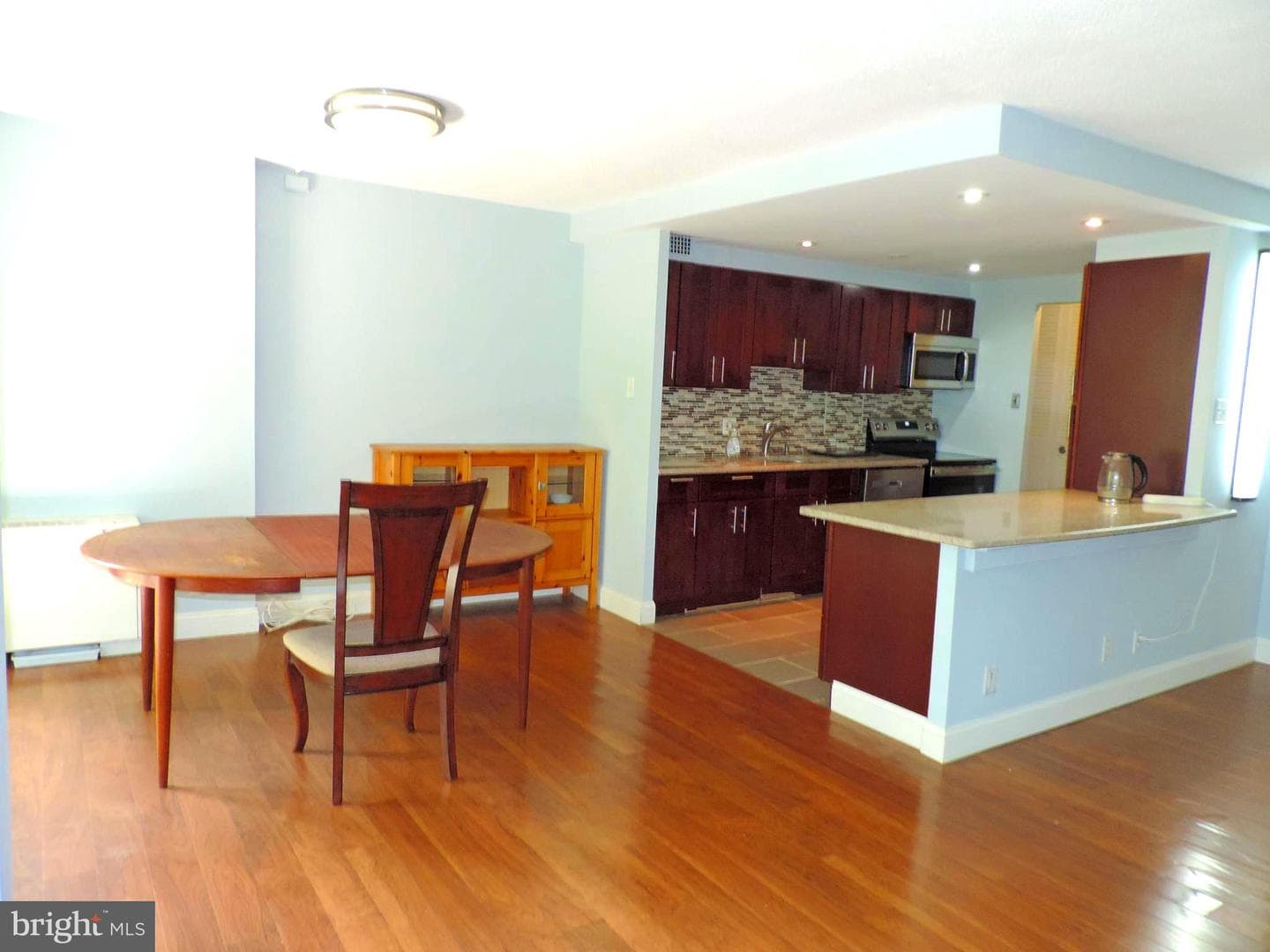 1001 City Avenue #E-923 photo 6
