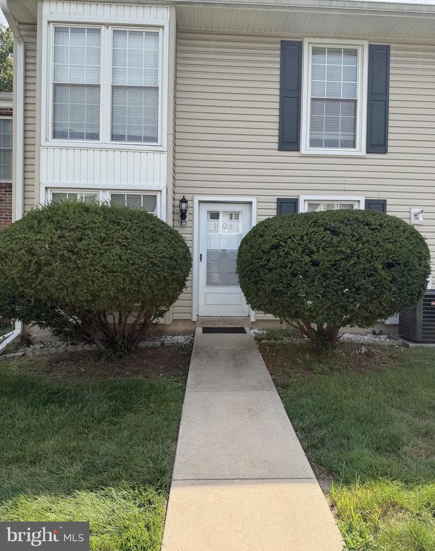 1003 Middleton Place