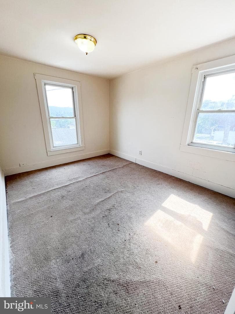 15 Reservoir Lane photo 9