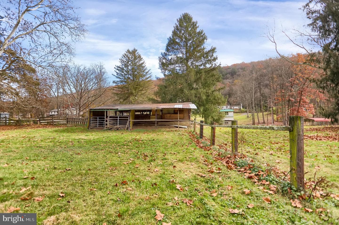 227 Jacks Creek Road photo 37