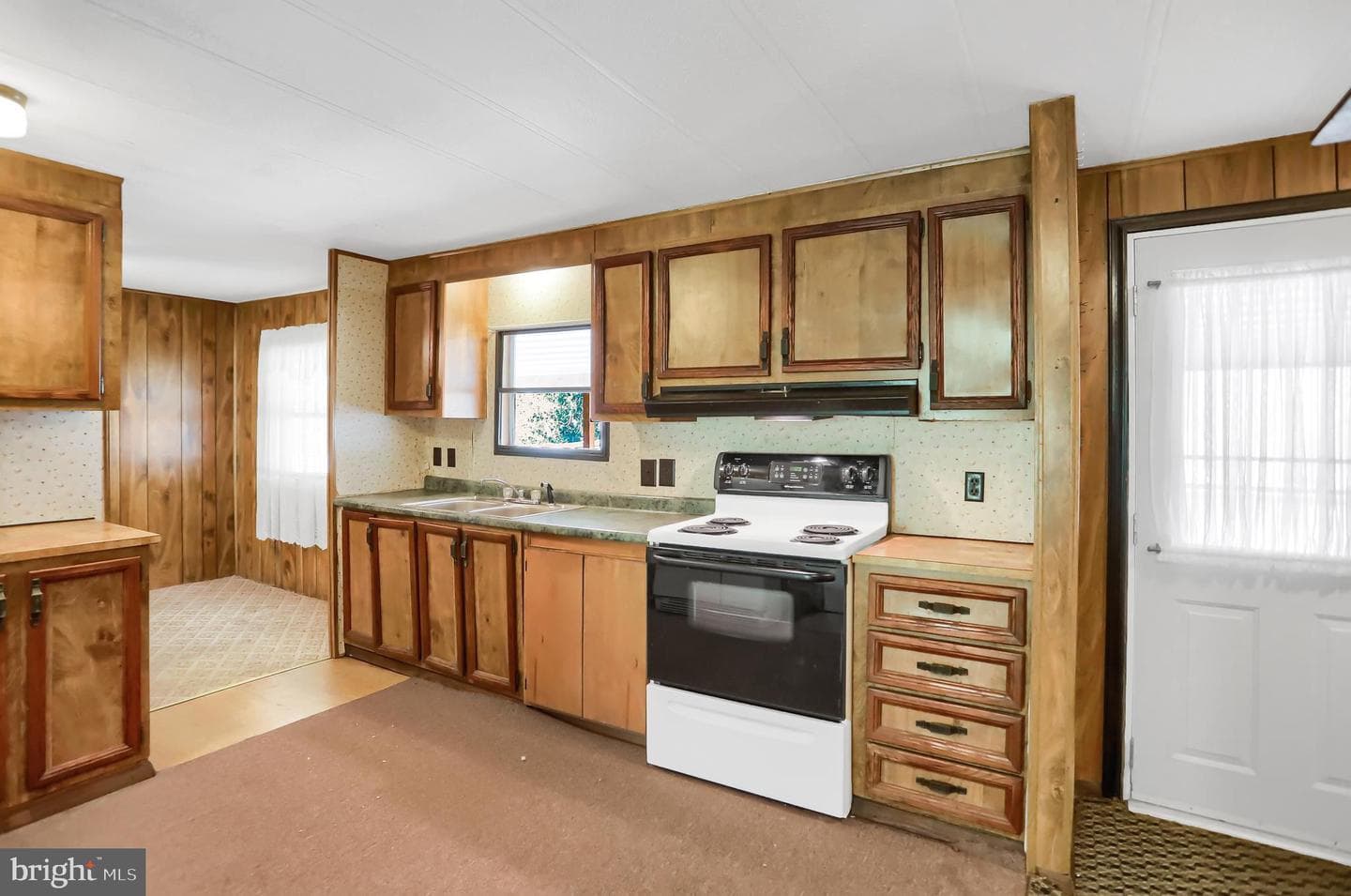 227 Jacks Creek Road photo 7