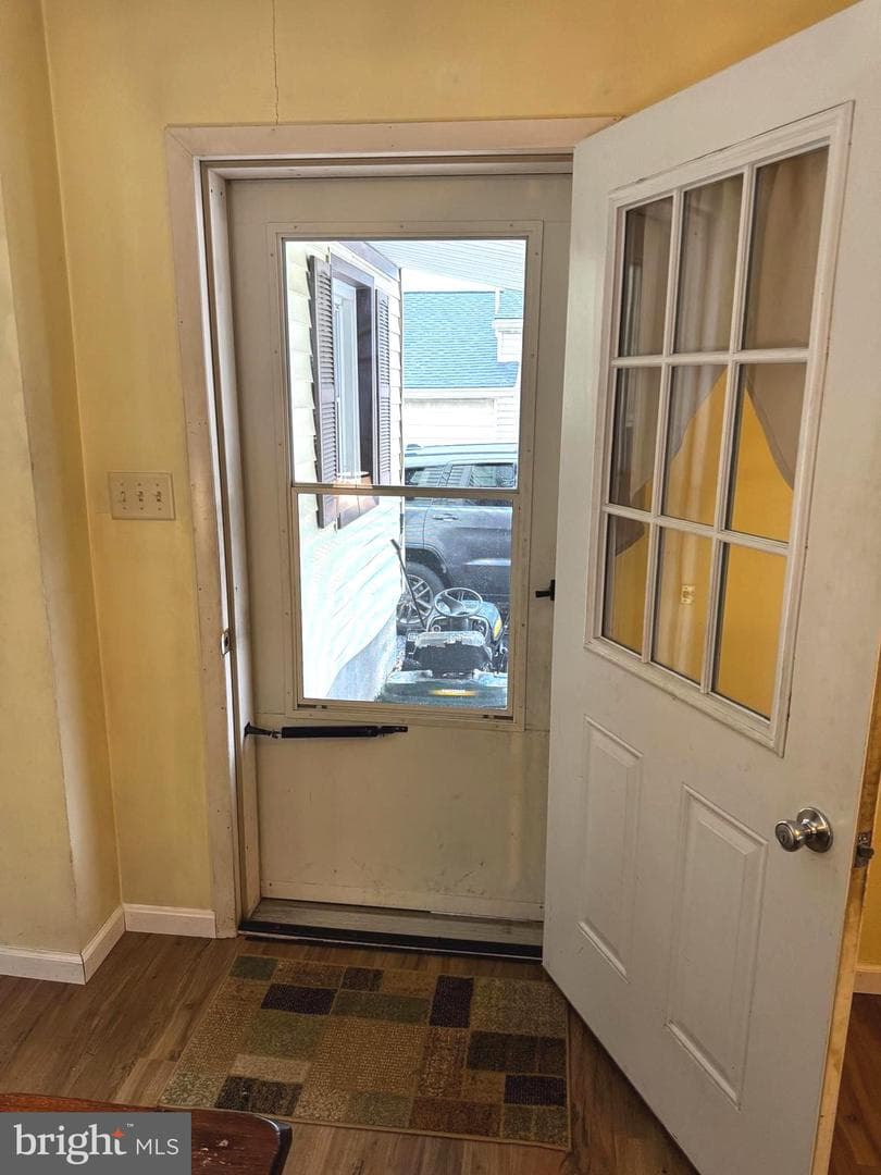 848 E Walnut Street photo 15