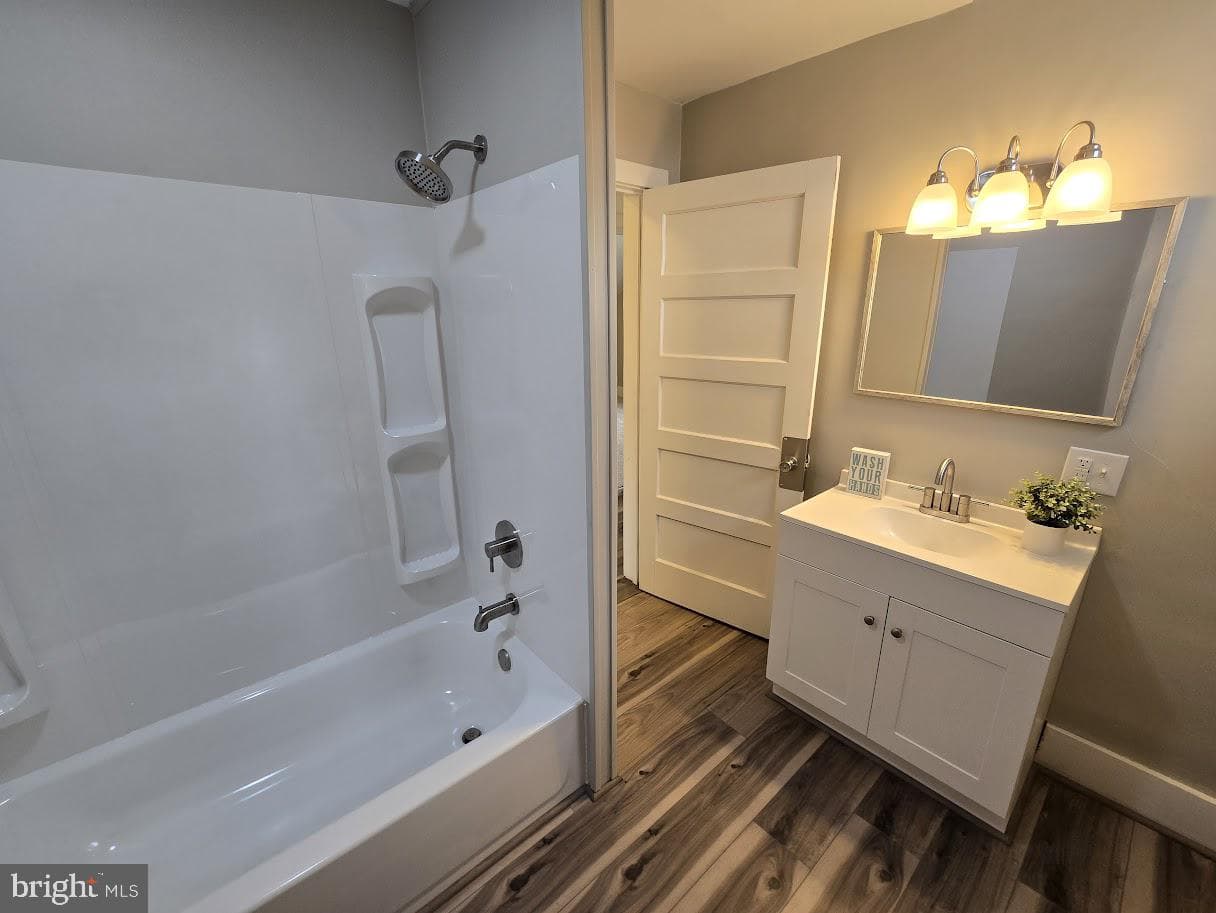 22 W Spanogle Avenue photo 18