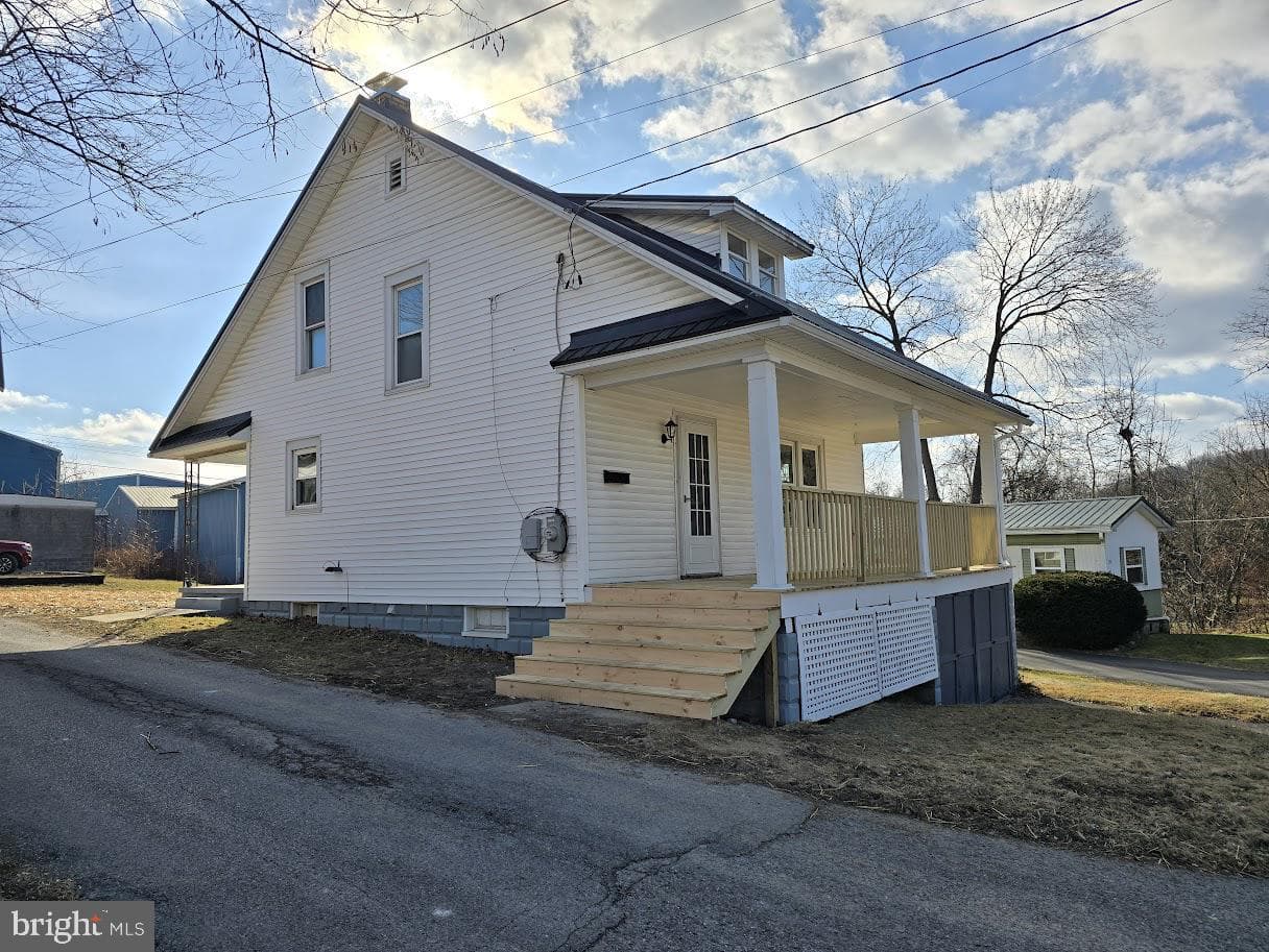 22 W Spanogle Avenue photo 3