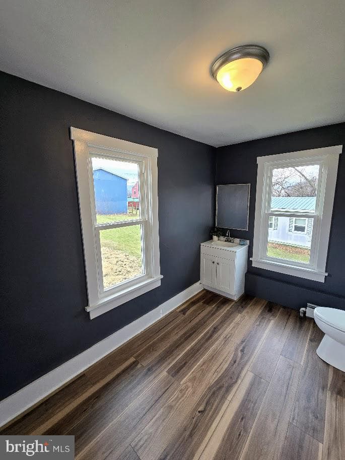 22 W Spanogle Avenue photo 7