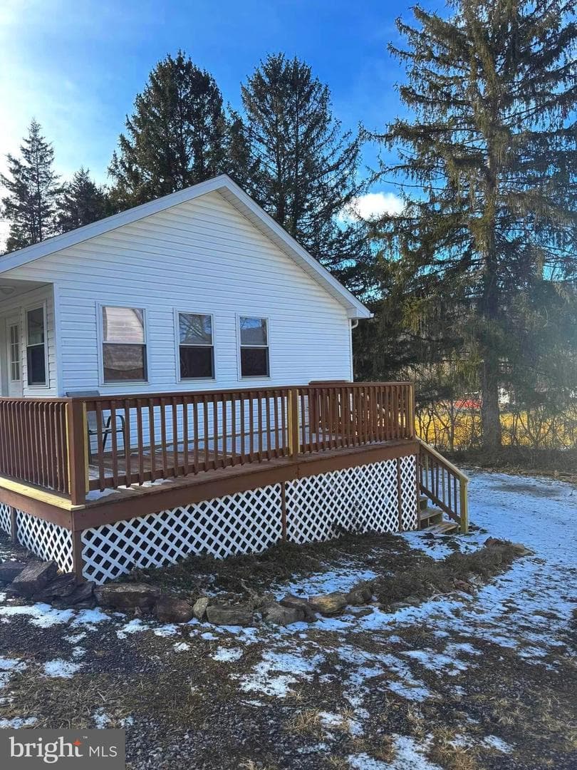 1219 Vira Road photo 3