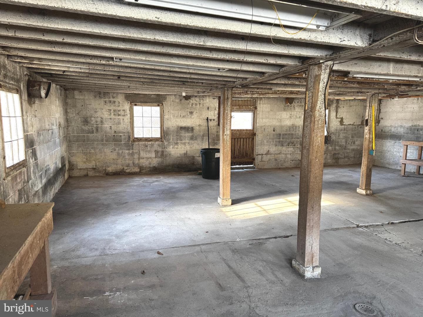 1219 Vira Road photo 46