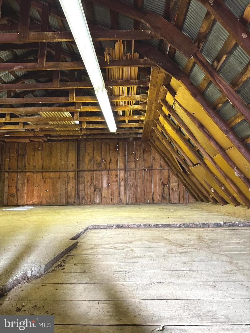 1219 Vira Road photo 55
