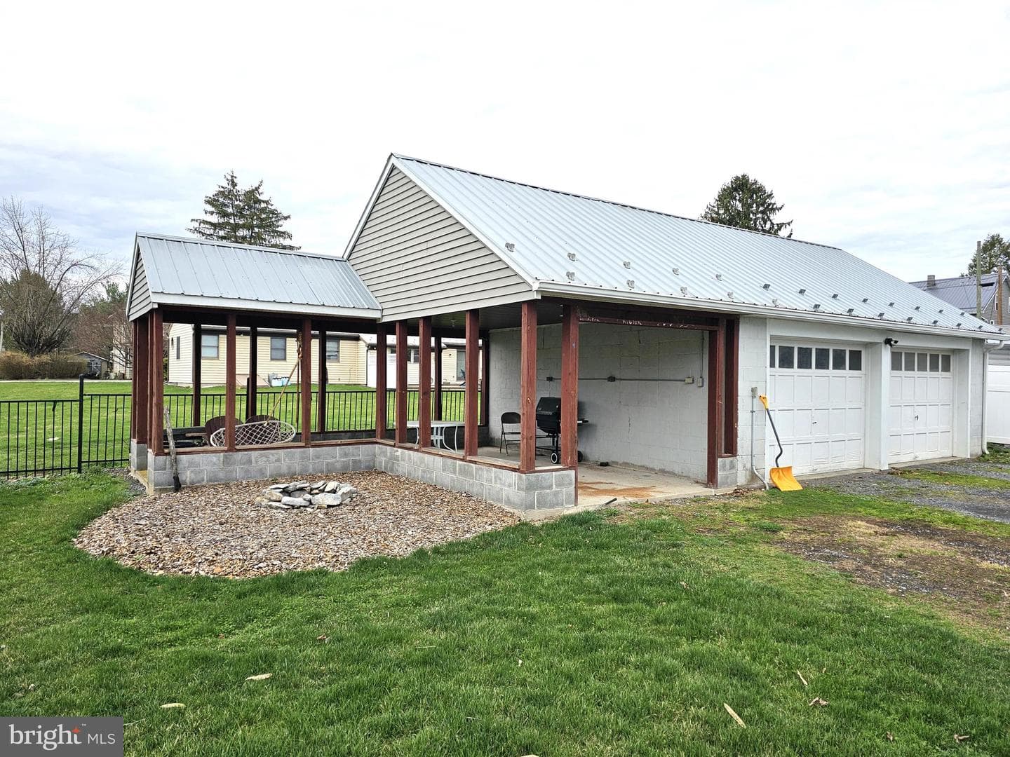75 King Street photo 18
