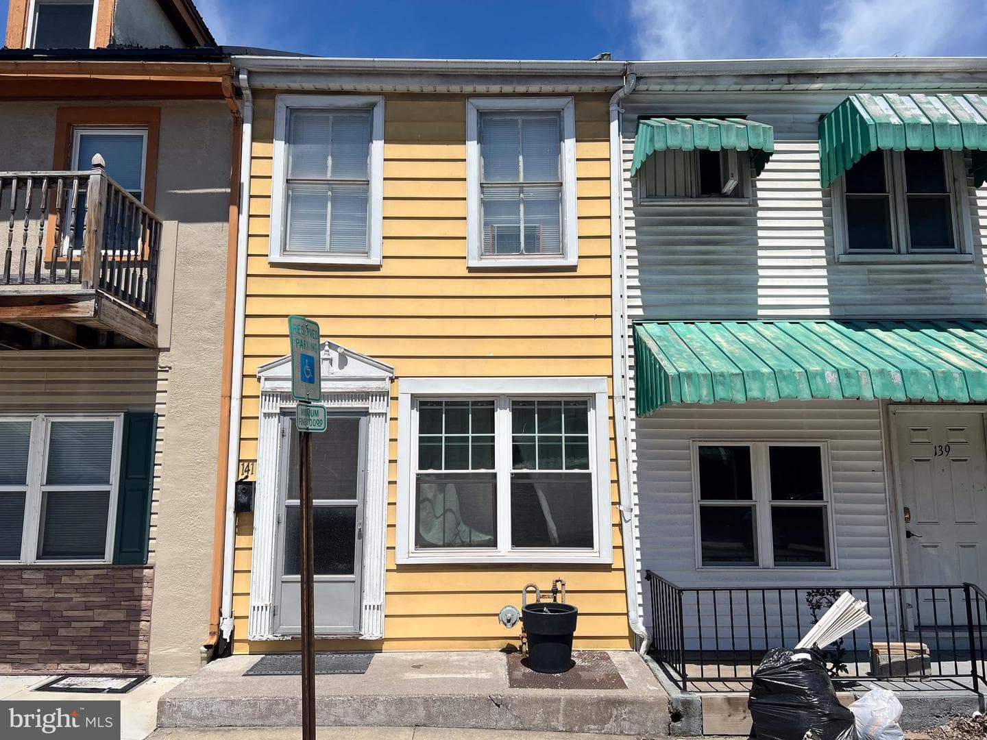 141 Third Street W photo 2