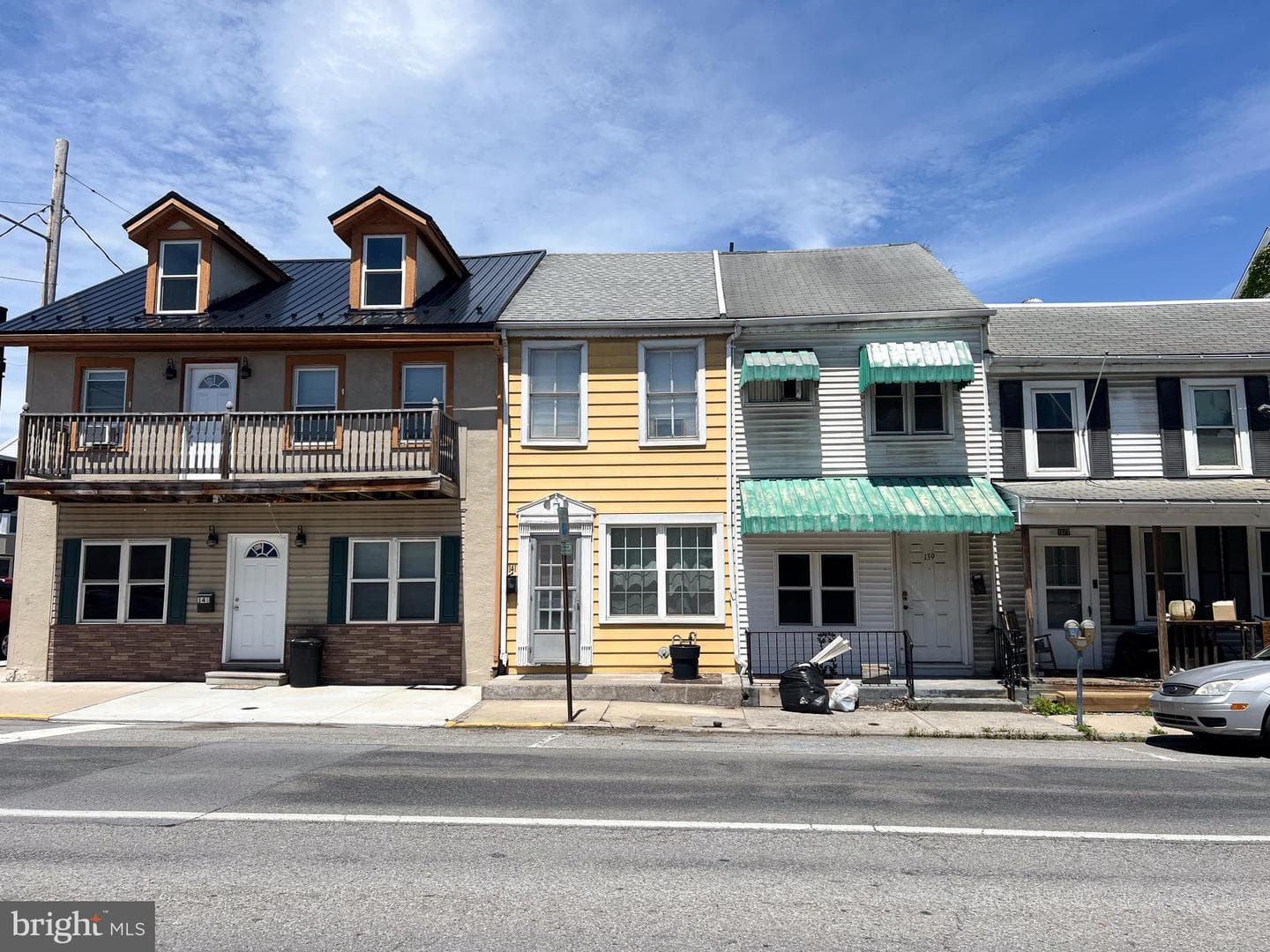 141 Third Street W photo 29