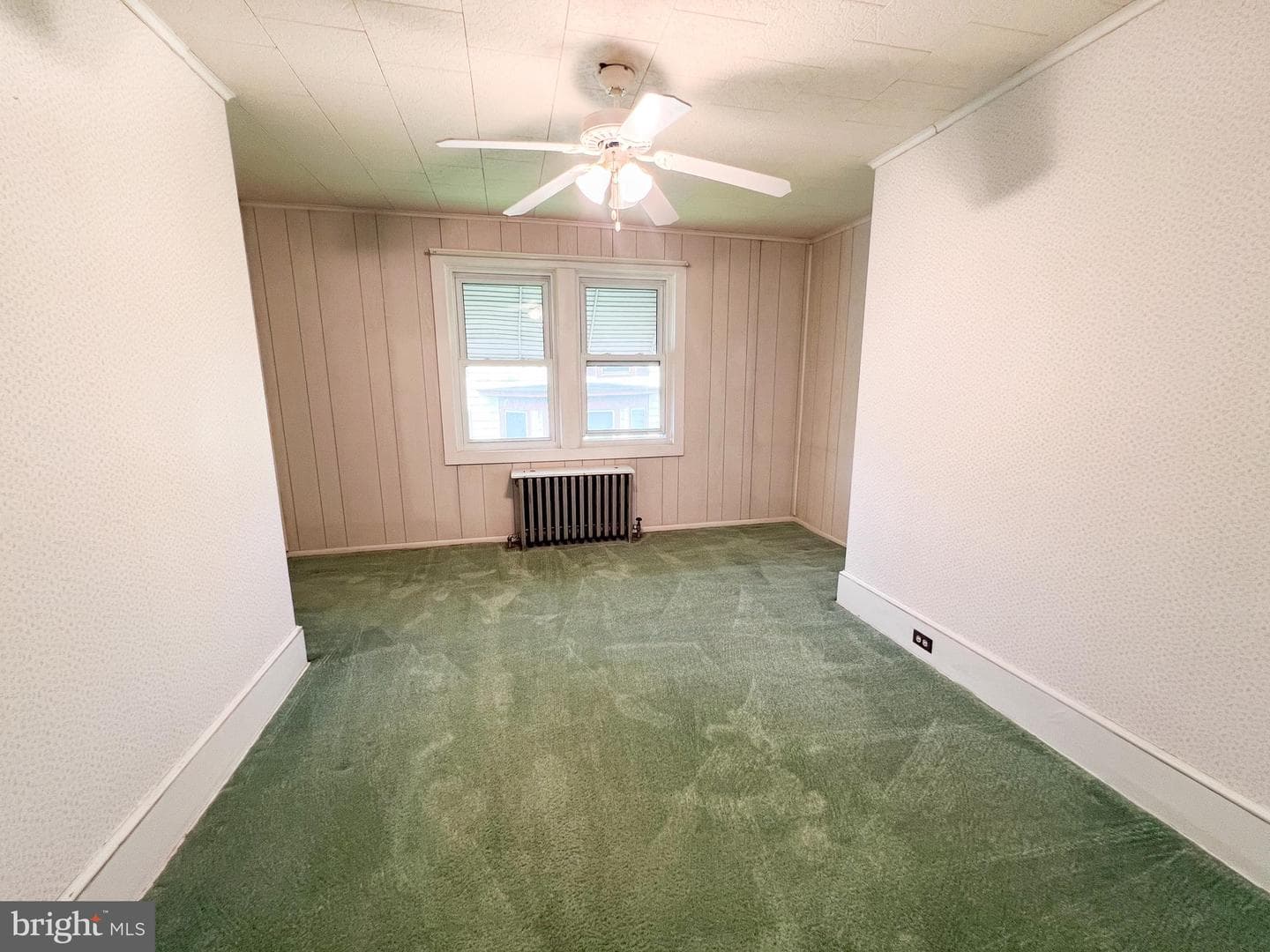 512 Electric Avenue photo 16
