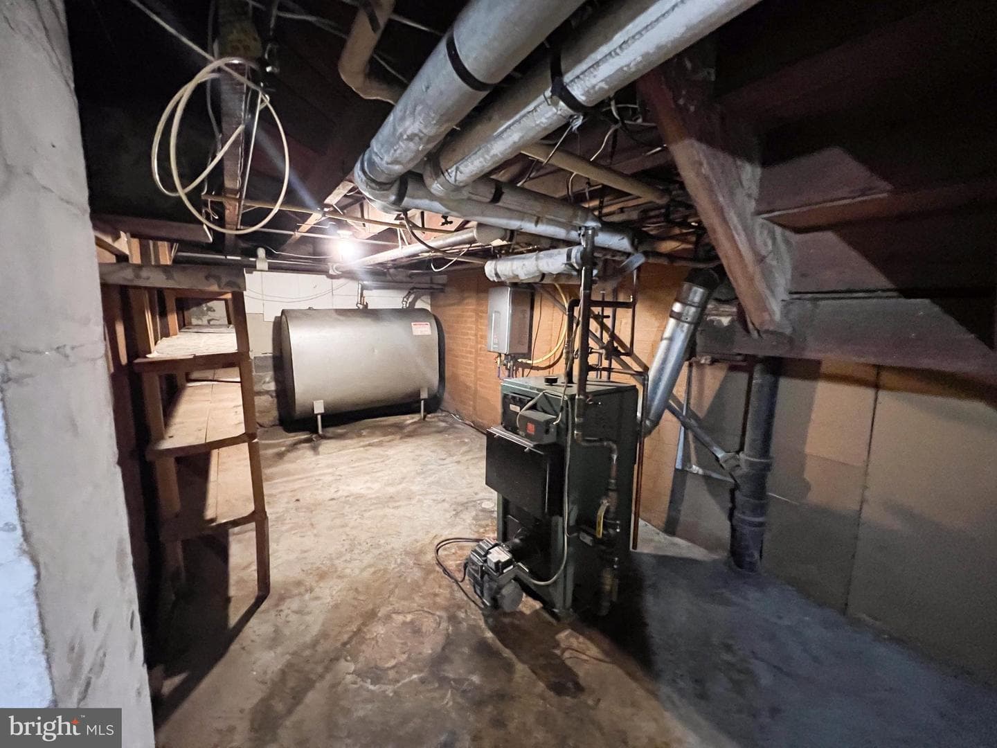 512 Electric Avenue photo 25