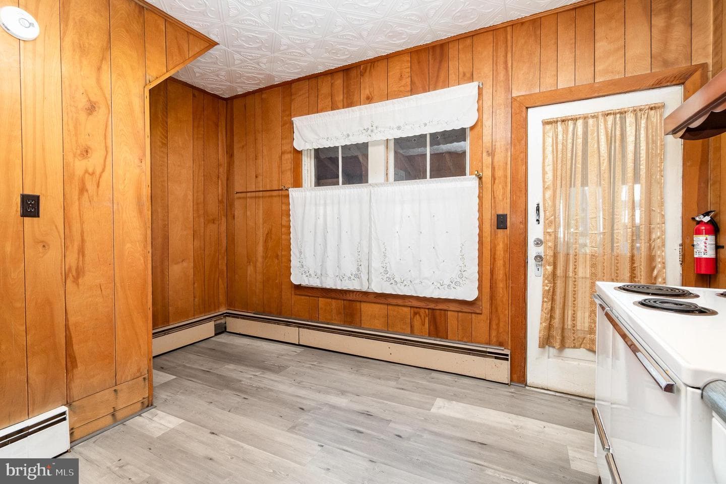 118 Shaw Avenue photo 18