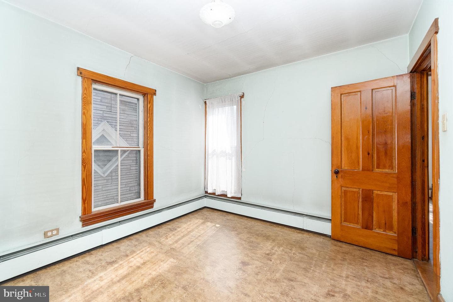 118 Shaw Avenue photo 22