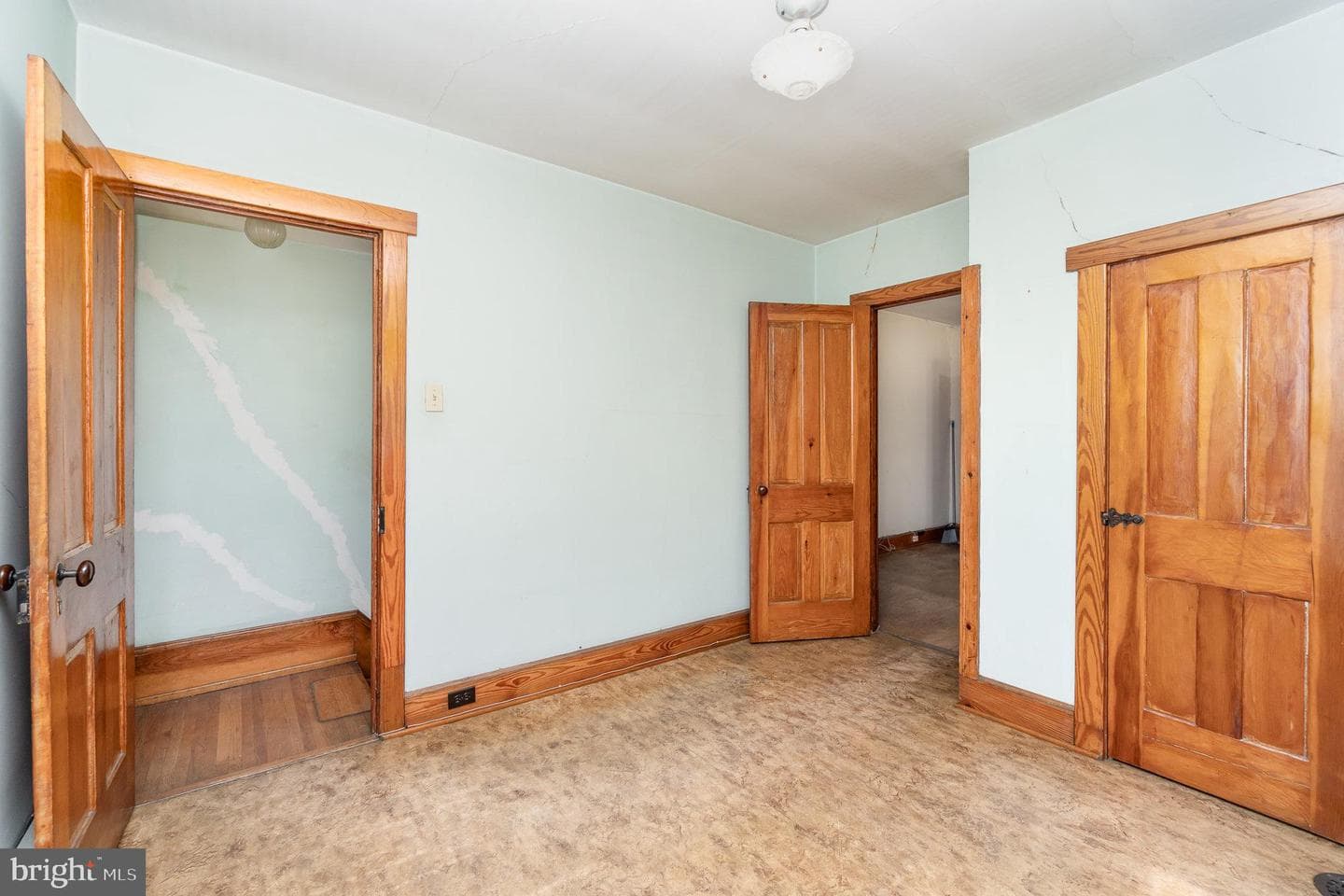 118 Shaw Avenue photo 23