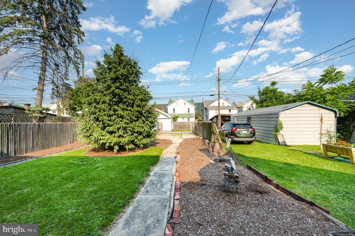 118 Shaw Avenue photo 35