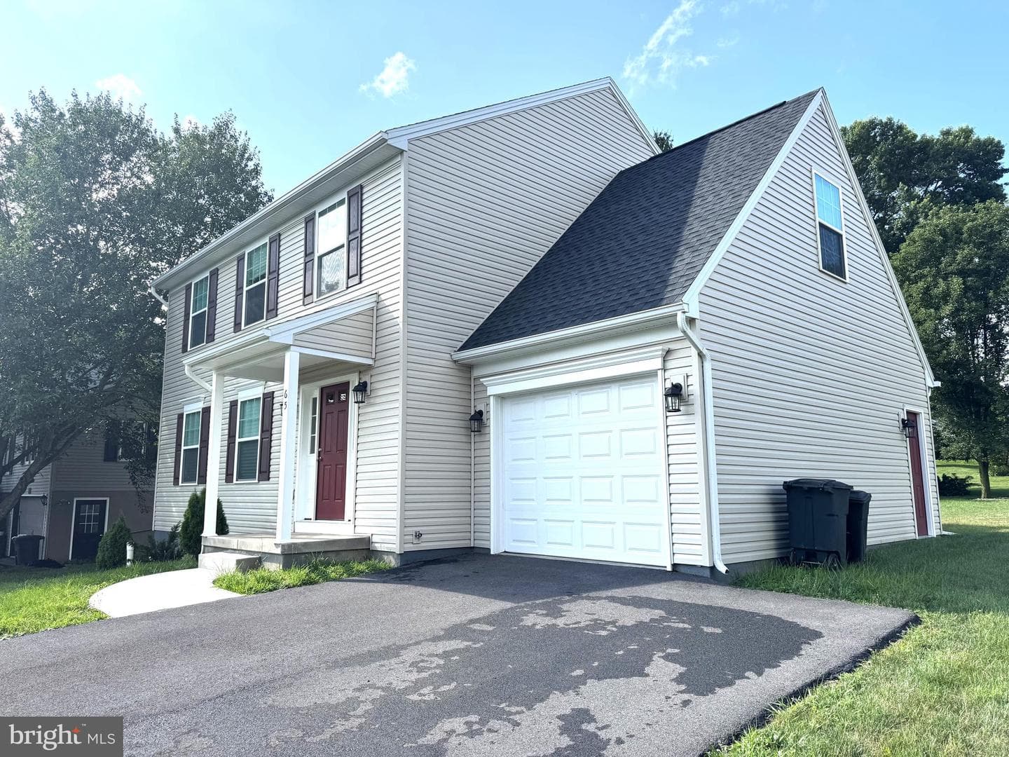 65 Hillside Dr photo 2
