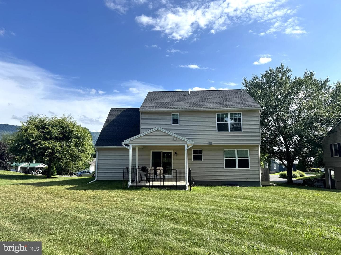 65 Hillside Dr photo 32