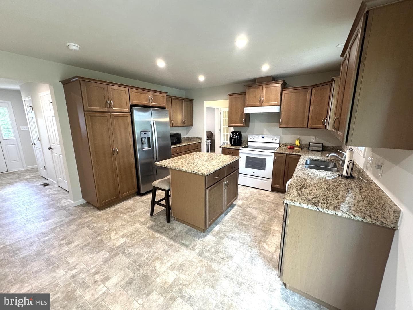 65 Hillside Dr photo 6