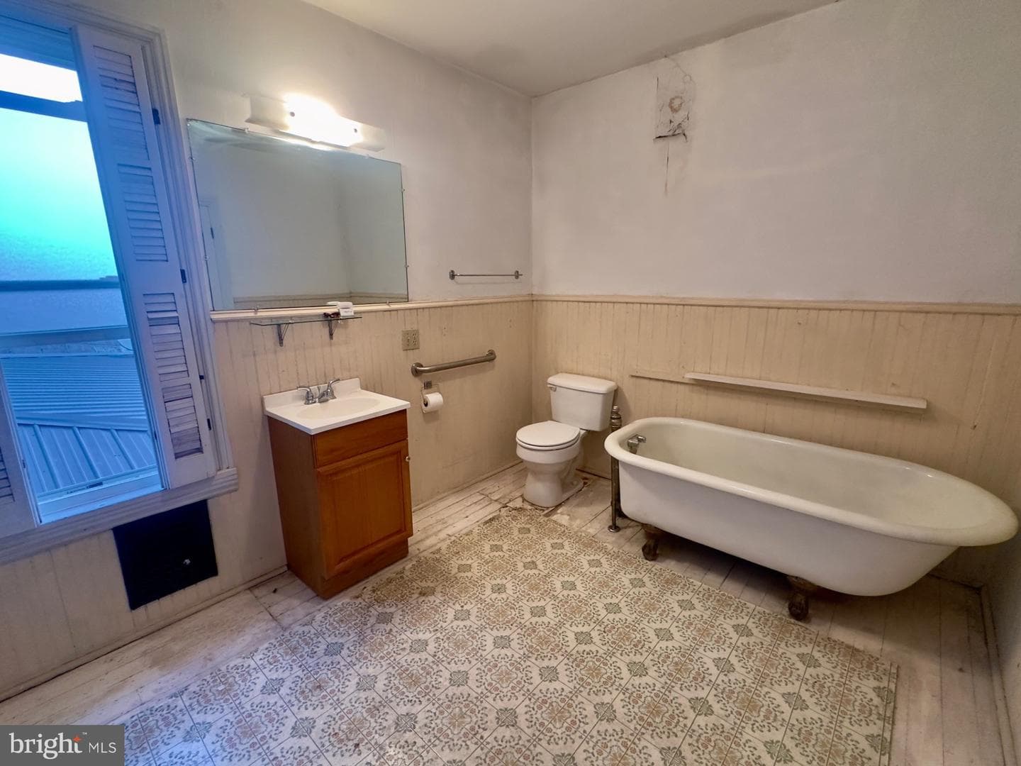 154 Walnut Street photo 23
