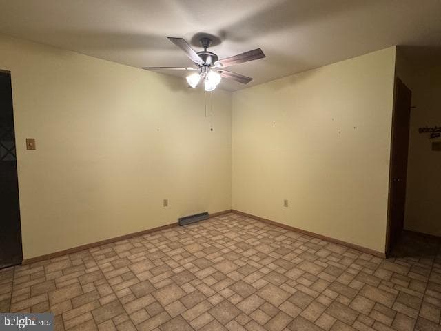 10 Upper Lewland Circle photo 13