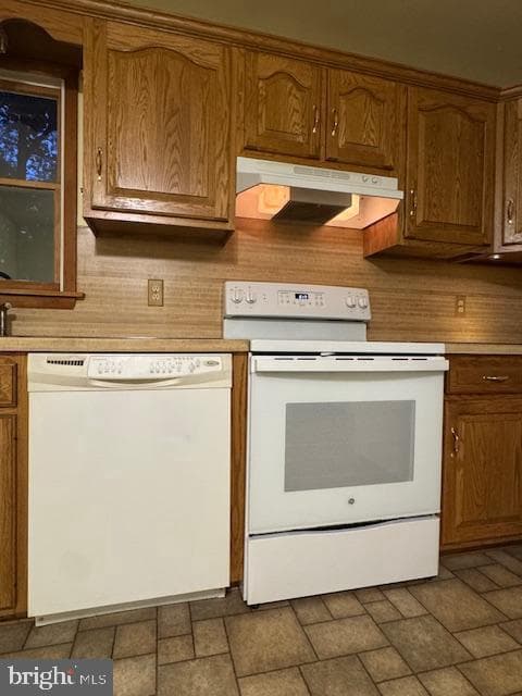 10 Upper Lewland Circle photo 9