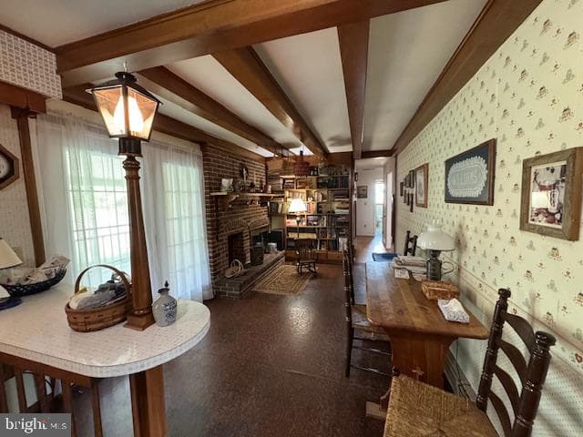 360 Holiday Lane photo 17