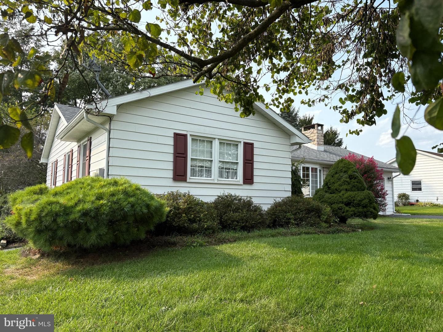 109 Woodland Circle photo 2