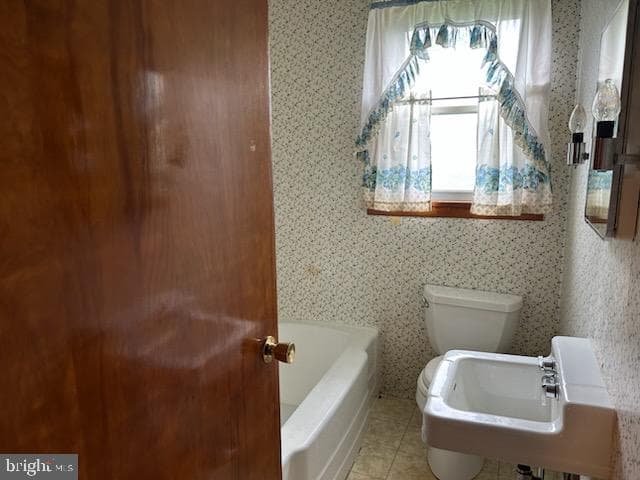 924 W 6th Street photo 6