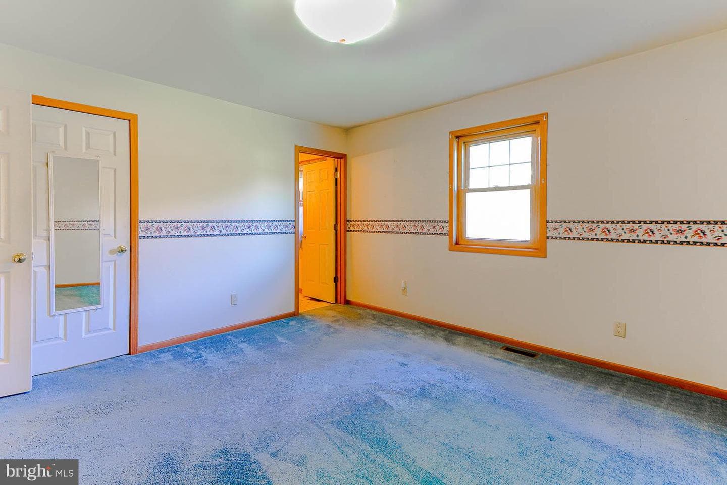 10 Flatland Road photo 30