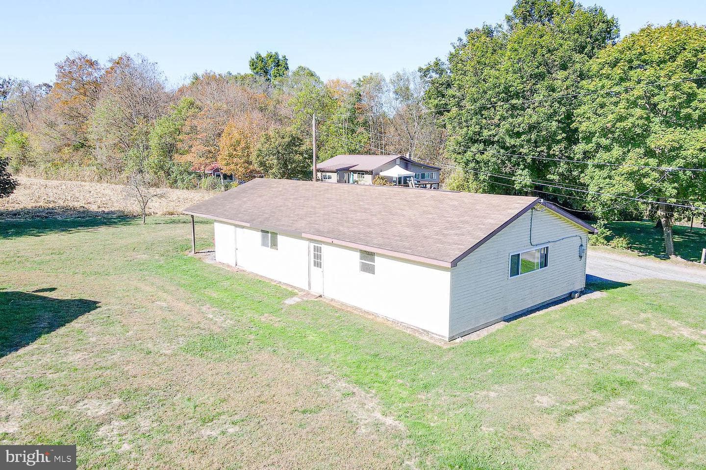10 Flatland Road photo 50