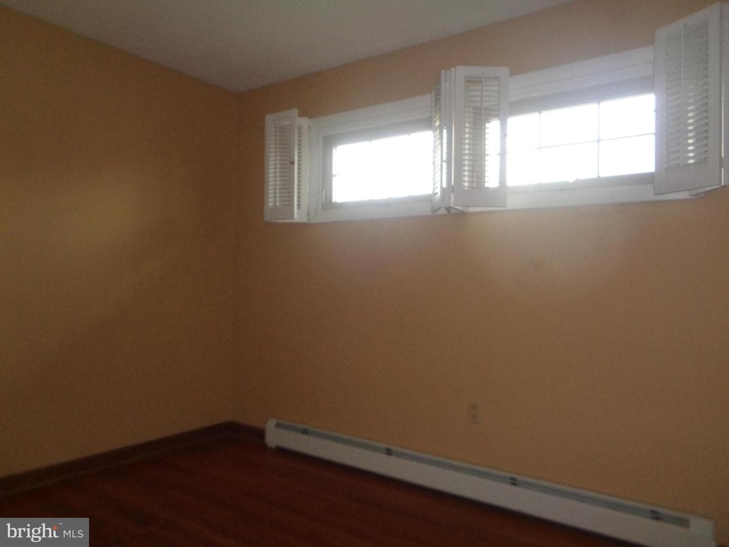 328 Trella Street photo 13