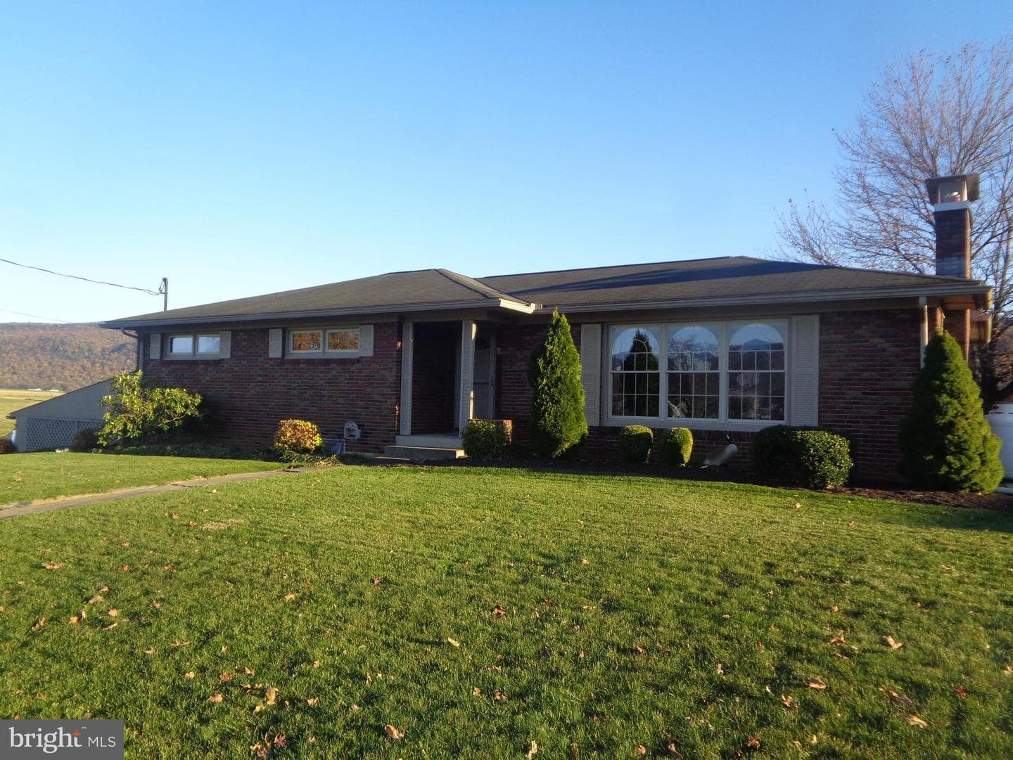 328 Trella Street photo 34