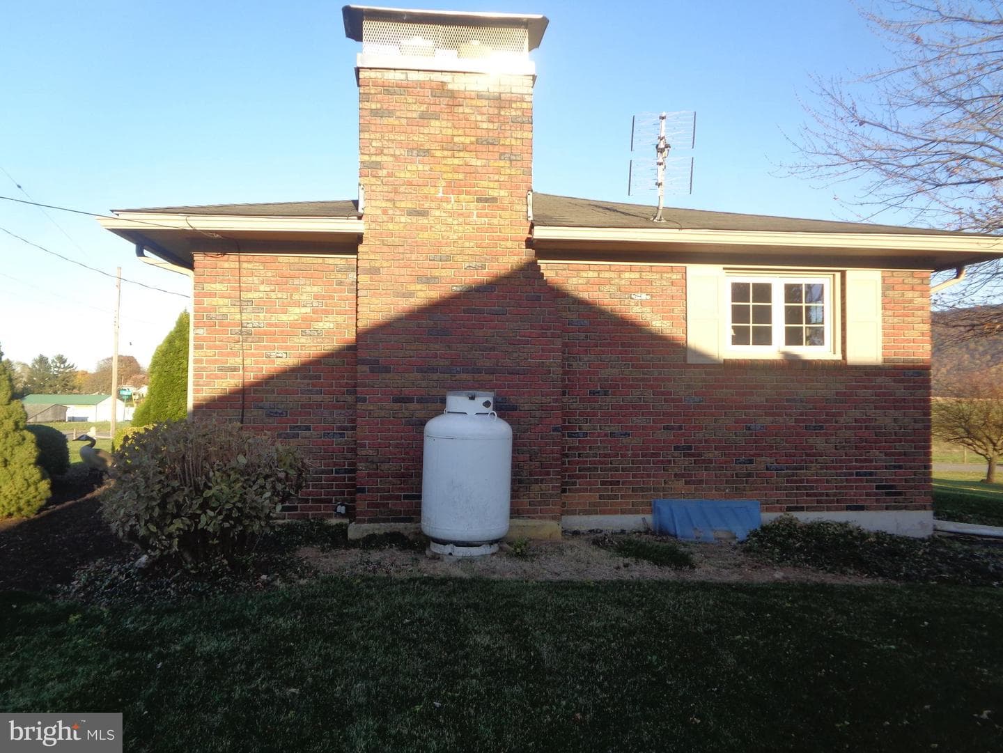328 Trella Street photo 35