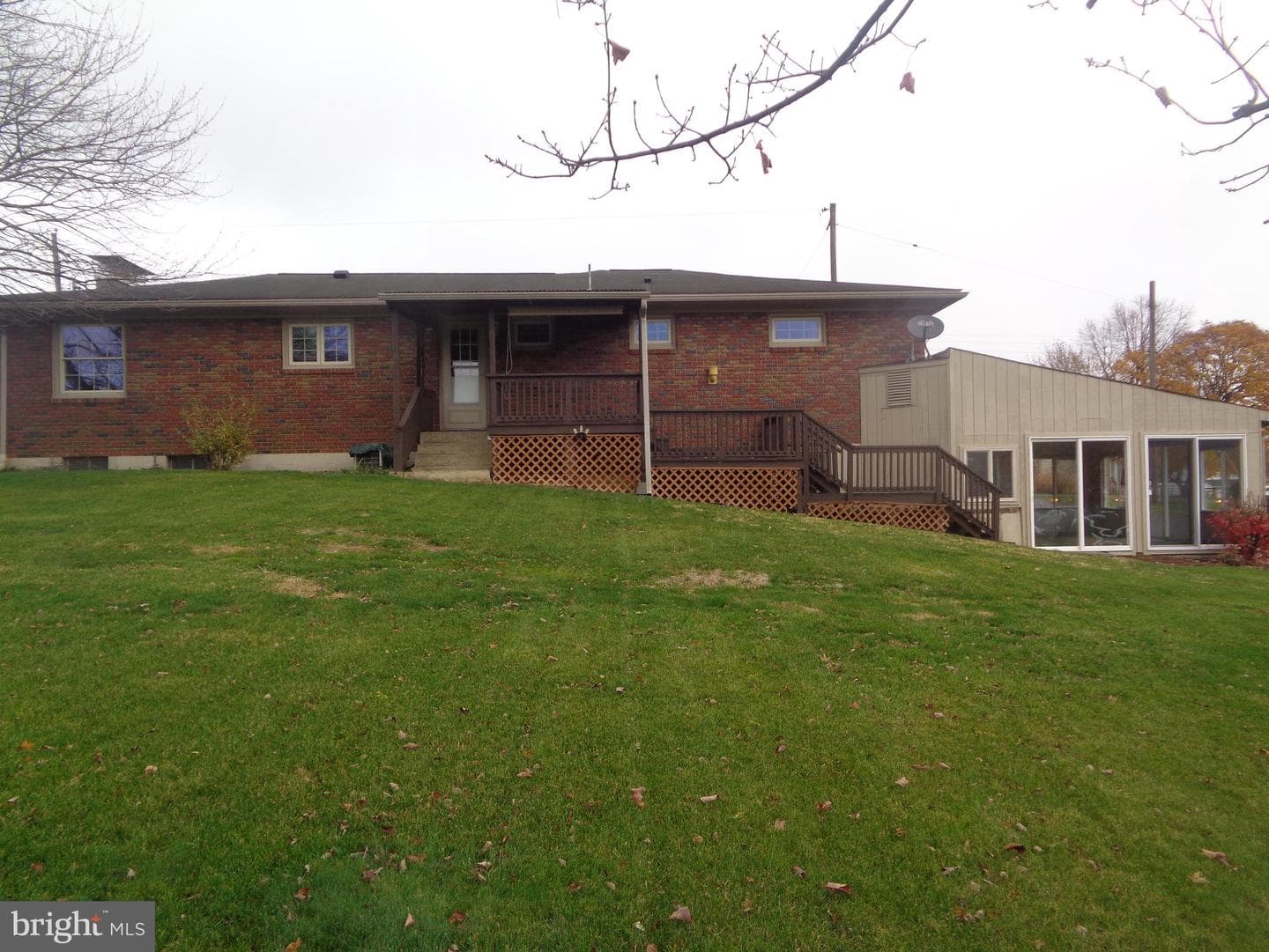 328 Trella Street photo 4