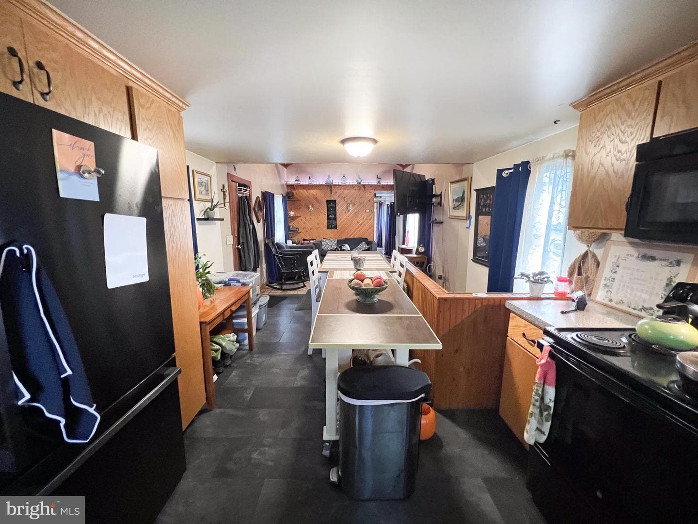 525 Highland Ave photo 17