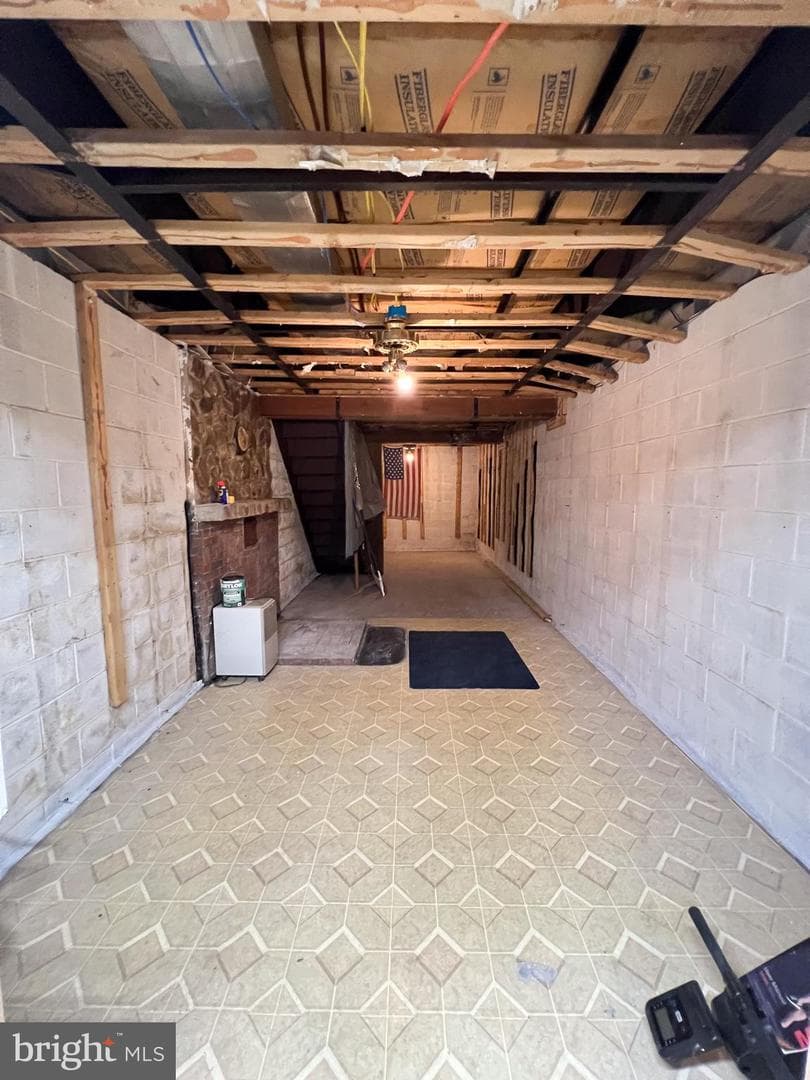 525 Highland Ave photo 31