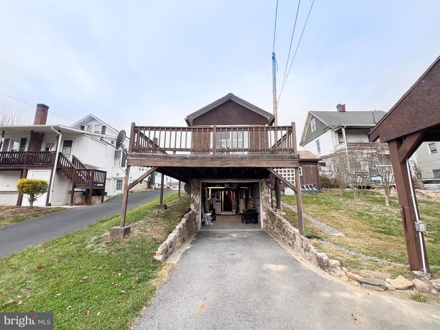 525 Highland Ave photo 36