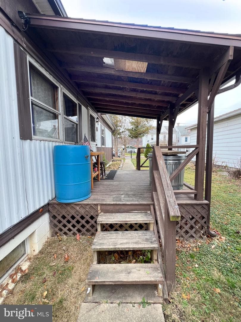 525 Highland Ave photo 42