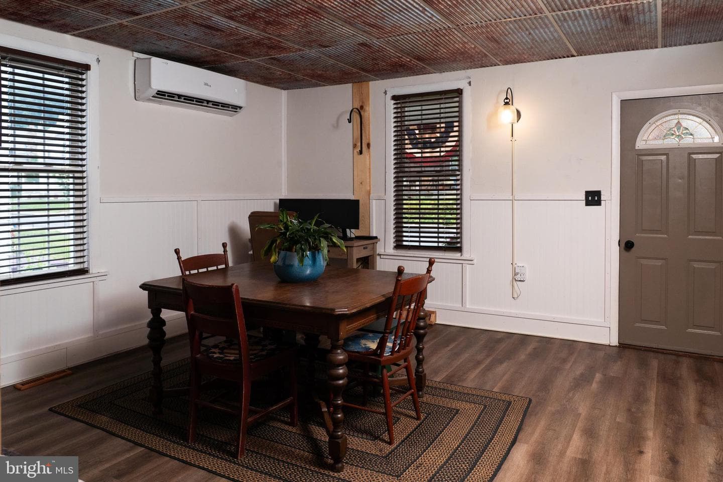 420 Locust Street photo 11